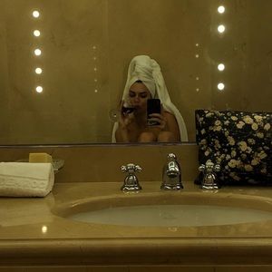 Meet your Posher, Sabrina